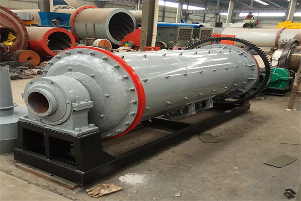 間歇式球磨機(jī)與連續(xù)式球磨機(jī)的對(duì)比